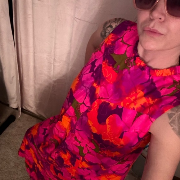 Sweetest Vintage floral Beachwear Maxi Dress🌸 - Picture 3 of 9